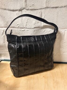 Nino Bossi Genuine Leather 7-panel Black Hobo/Shoulder Bag, Floral Interior